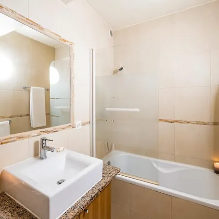 Vila Holiday Home Albufeira Near Praia Da Oura