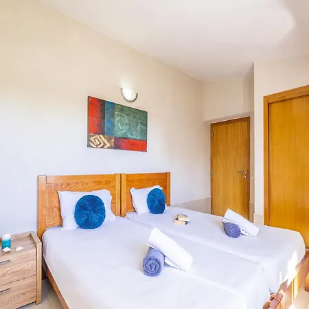 Holiday Home Albufeira Near Praia Da Oura * Albufeira
