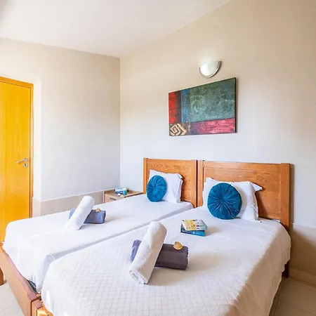 Holiday Home Albufeira Near Praia Da Oura